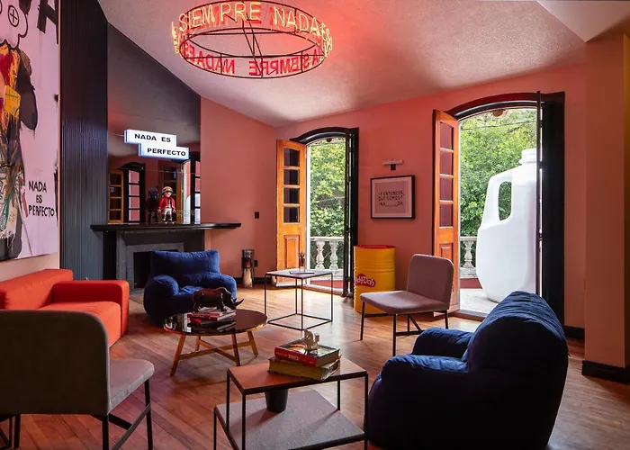 Casa Nada Hotel